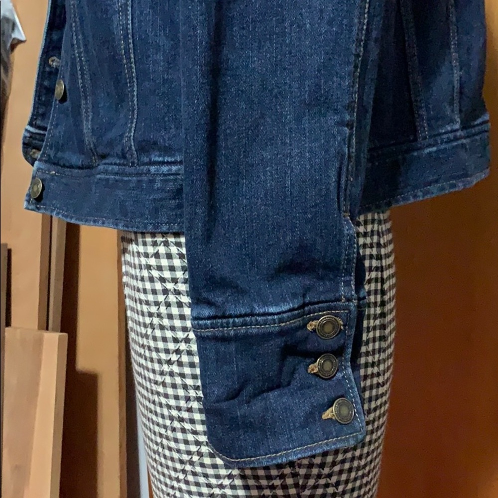 Jean Jacket - Picture 2 of 4
